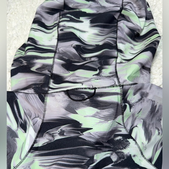 Like New! Lululemon Mist Over Windbreaker - Picture 7 of 8